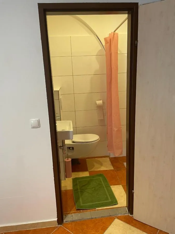 Viktoria Artur Hostel Wenen