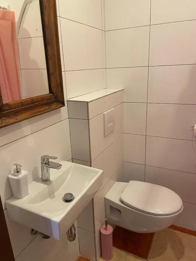 Viktoria Artur Hostel Wenen Oostenrijk
