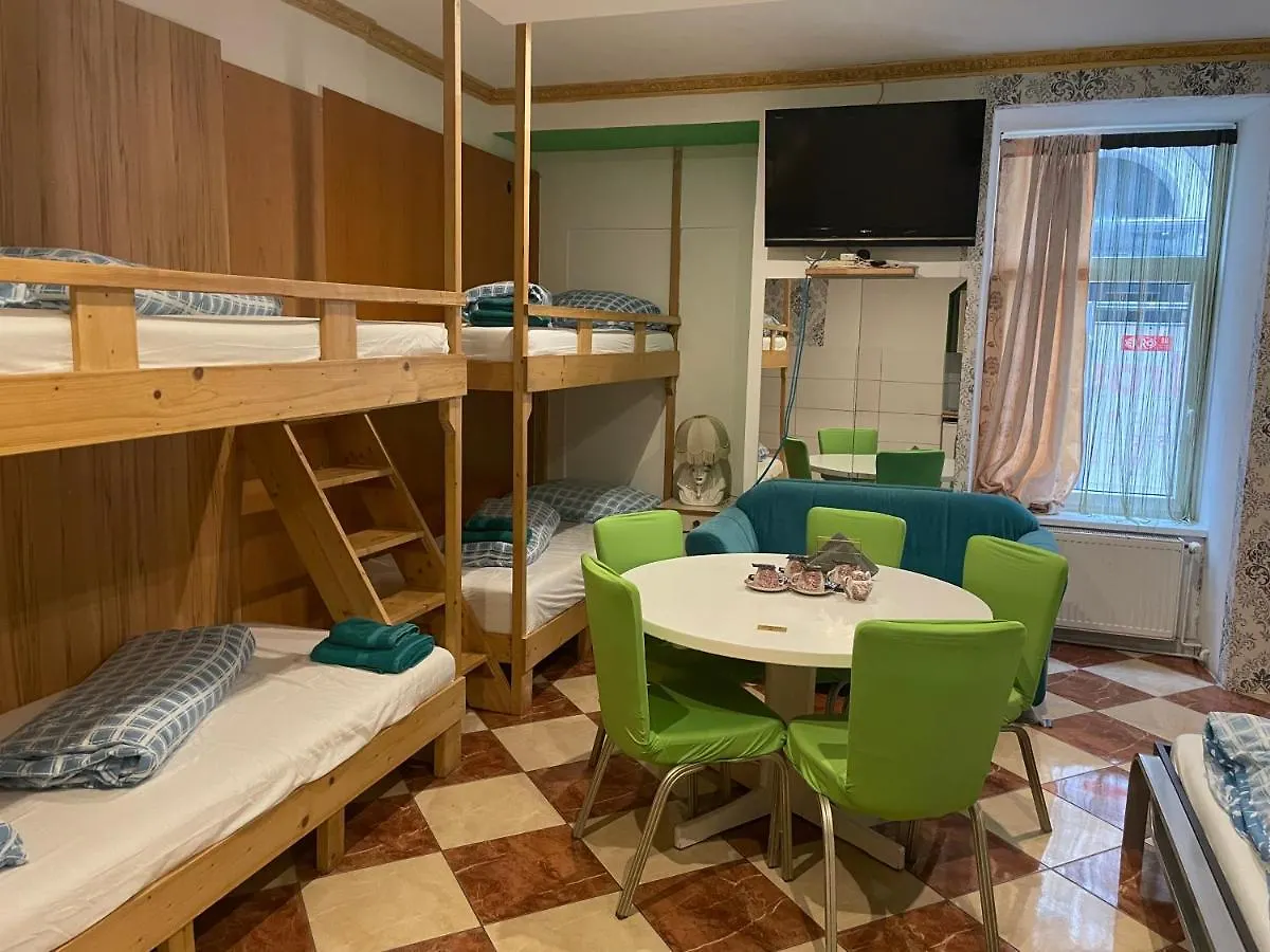 Viktoria Artur Hostel Wenen