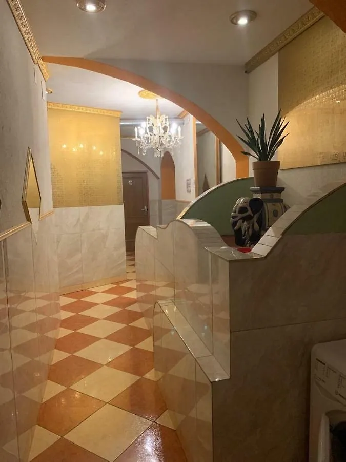 Viktoria Artur Hostel Vienna Austria
