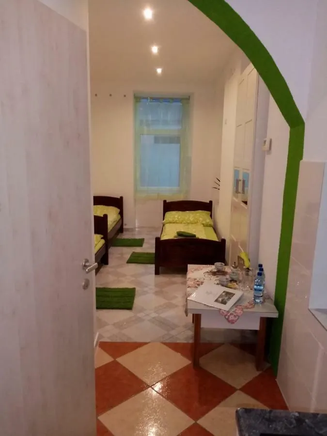 Viktoria Artur Hostel Wenen
