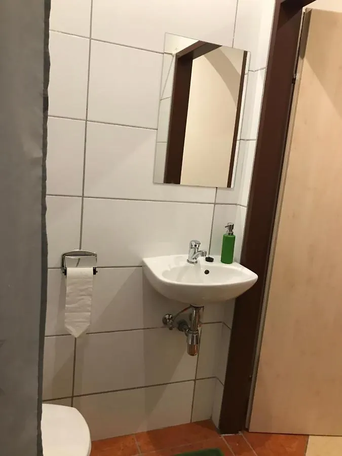 Viktoria Artur Hostel Vienna